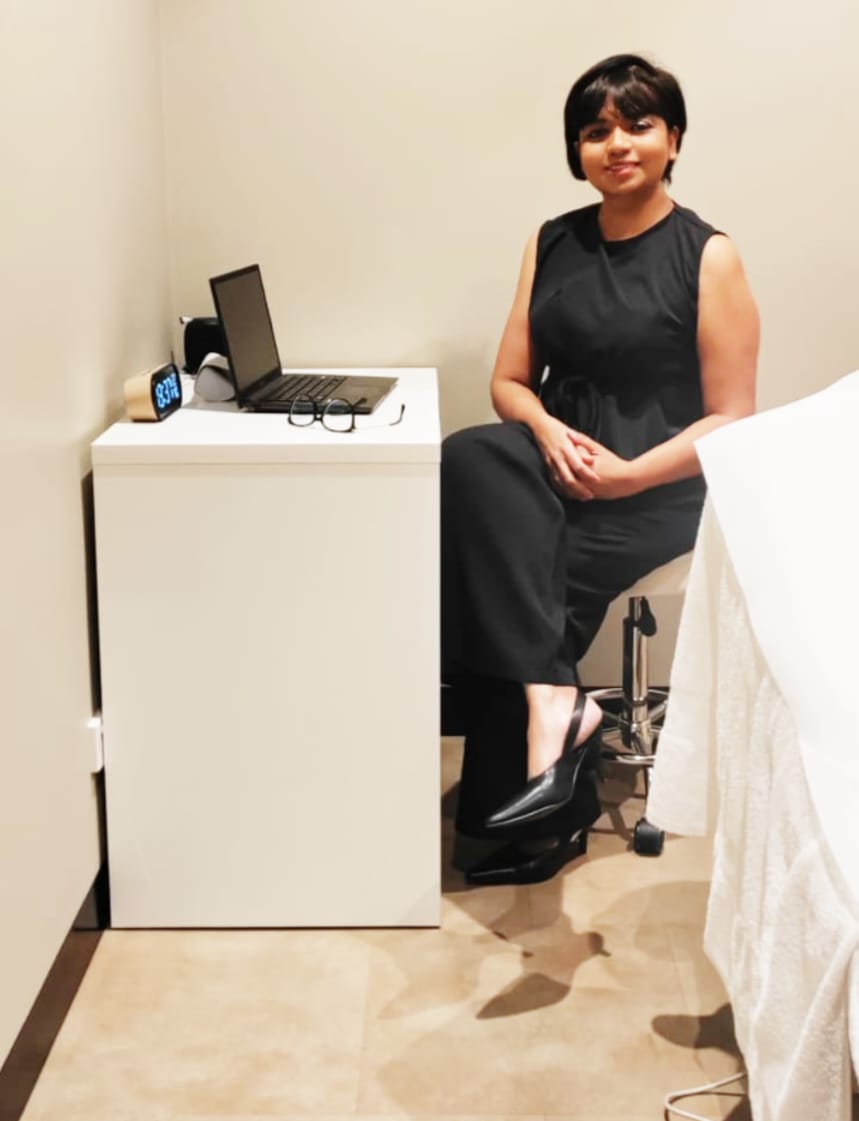 Professional hypnotherapist in peaceful setting